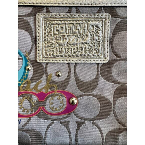 Vintage Coach Wristlet Limited Edition NWOT - Picture 4 of 11